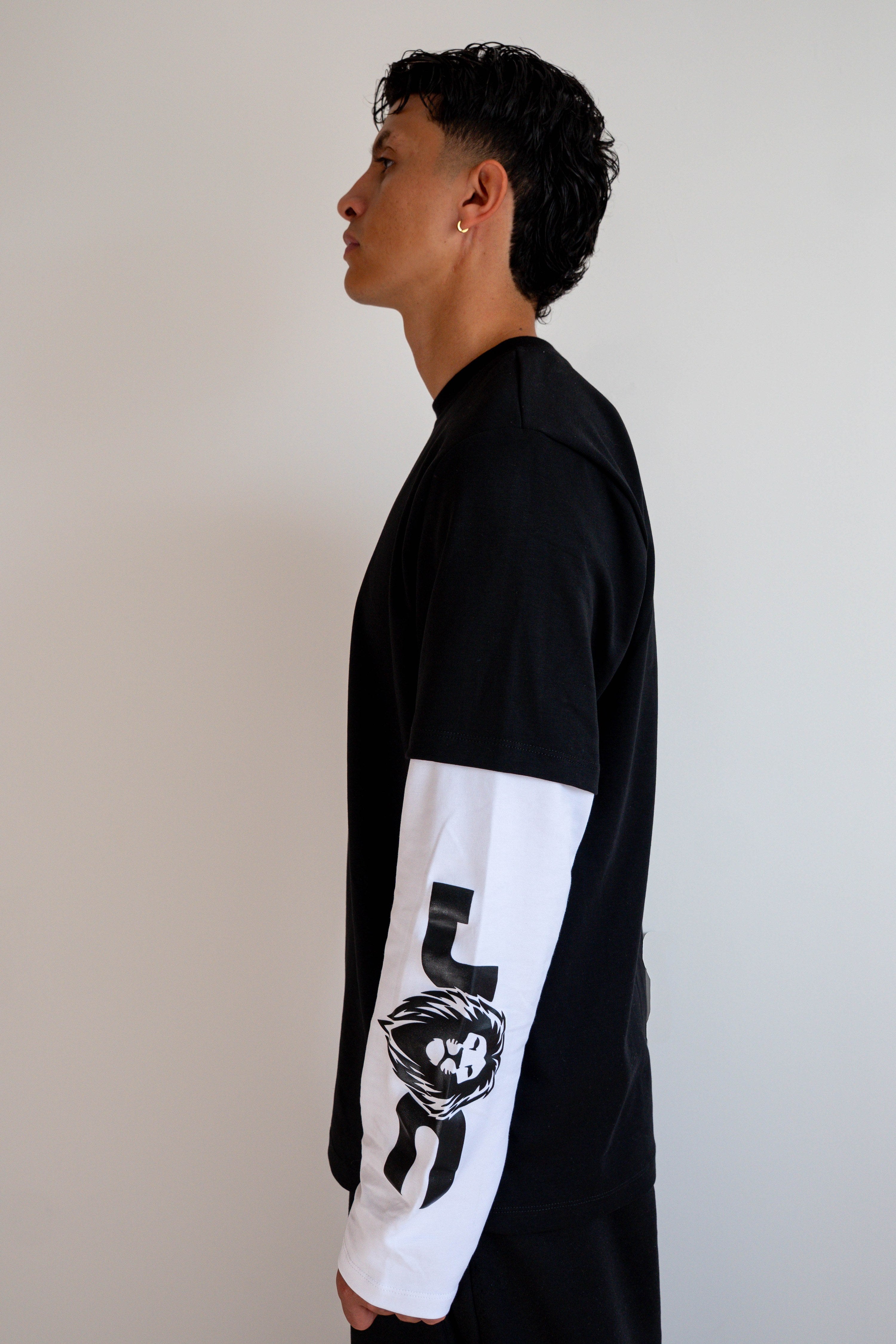 Camiseta Manga Larga Doble Manga Negra/Blanca - JC