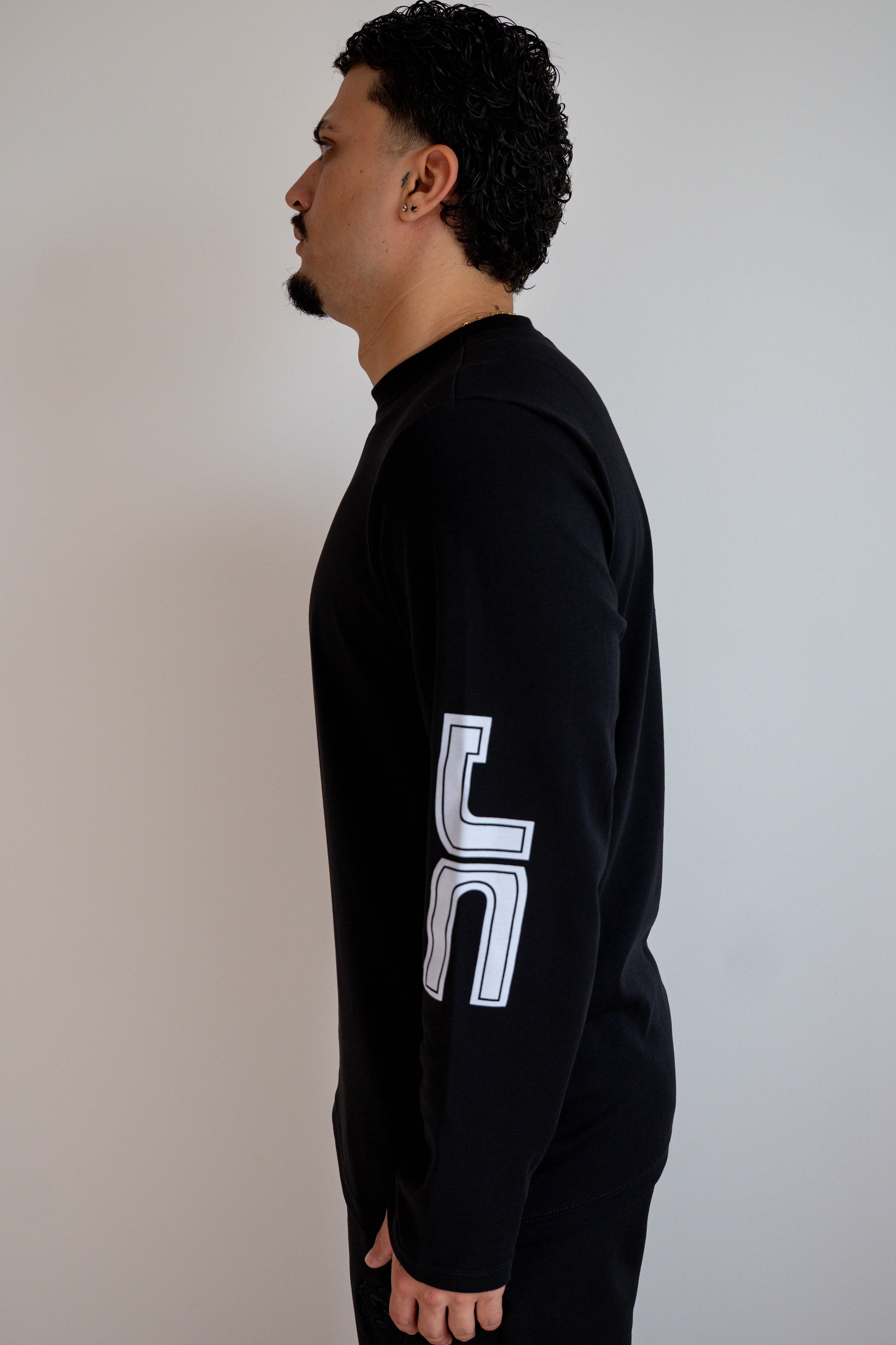 Camiseta Manga Larga Negra - JC