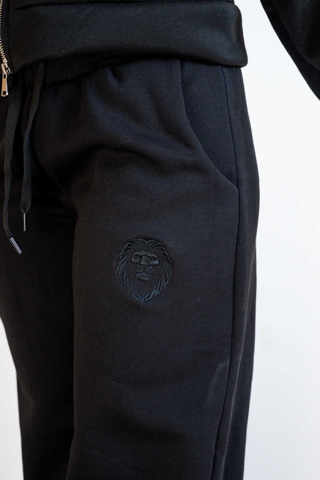 Conjunto Hoodie + Jogger Negro Mujer - JC