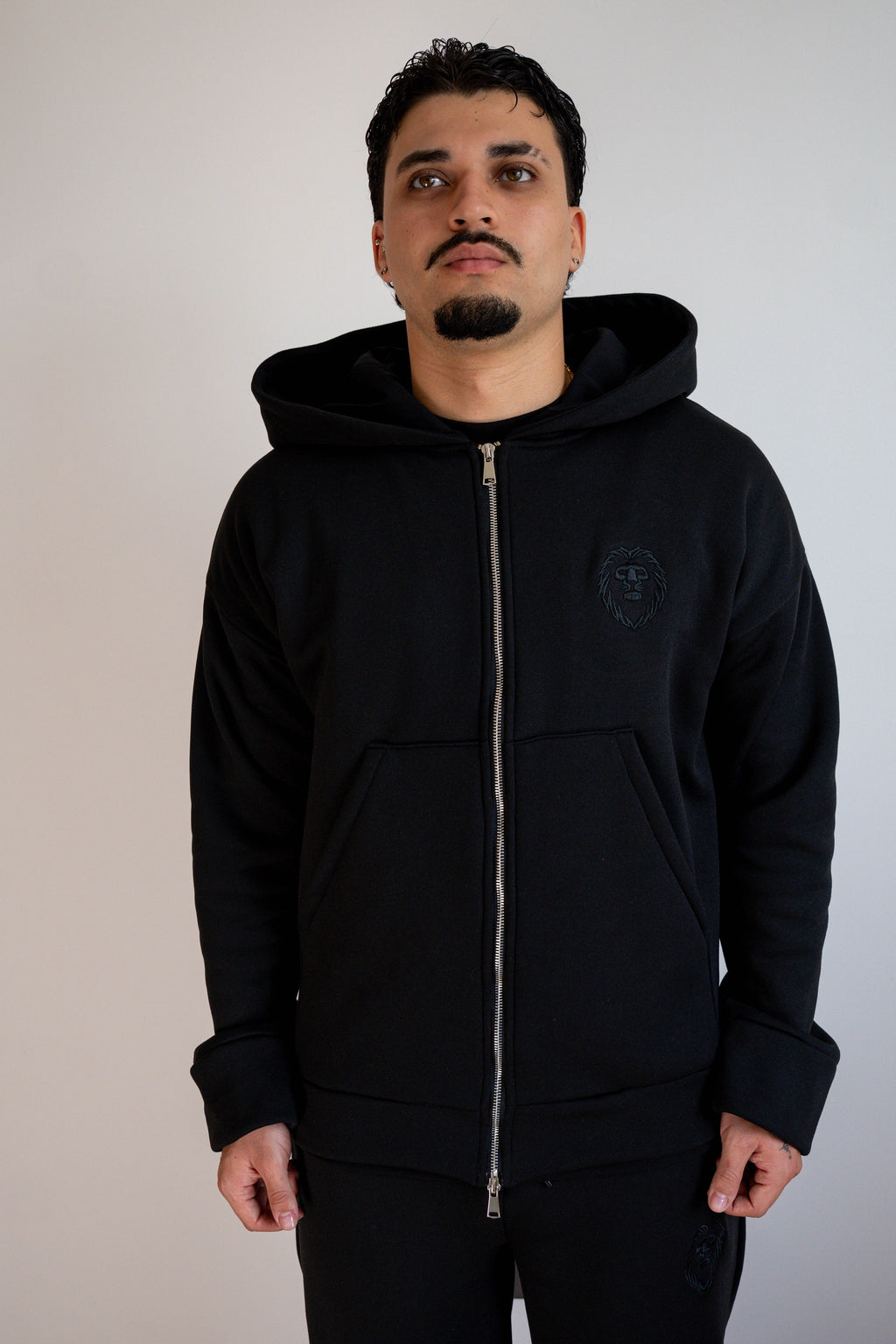 Conjunto Hoodie + Jogger Negro Hombre - JC
